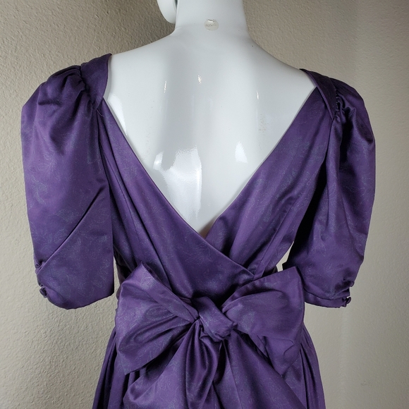 ❤LAURA ASHLEY Elegant Deep Purple Floral Dress - Picture 4 of 8